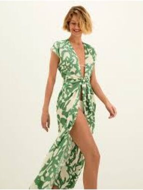 Vix Sasha Oceana Green and Cream Leaf-Print Tie-Waist Maxi Dress